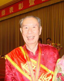 李振华